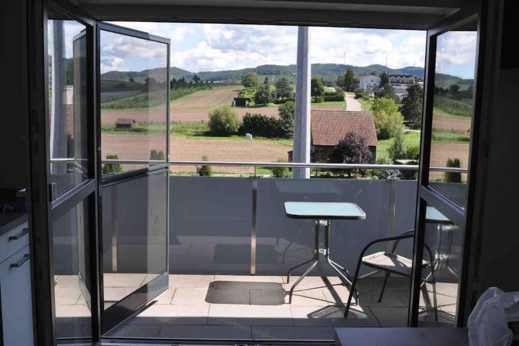 3 Zimmer Neubauwohnung In Der Schwaebischen Toskana Левенштайн Екстер'єр фото